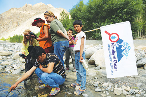 Waterkeepers-School-Testing-Water.jpg